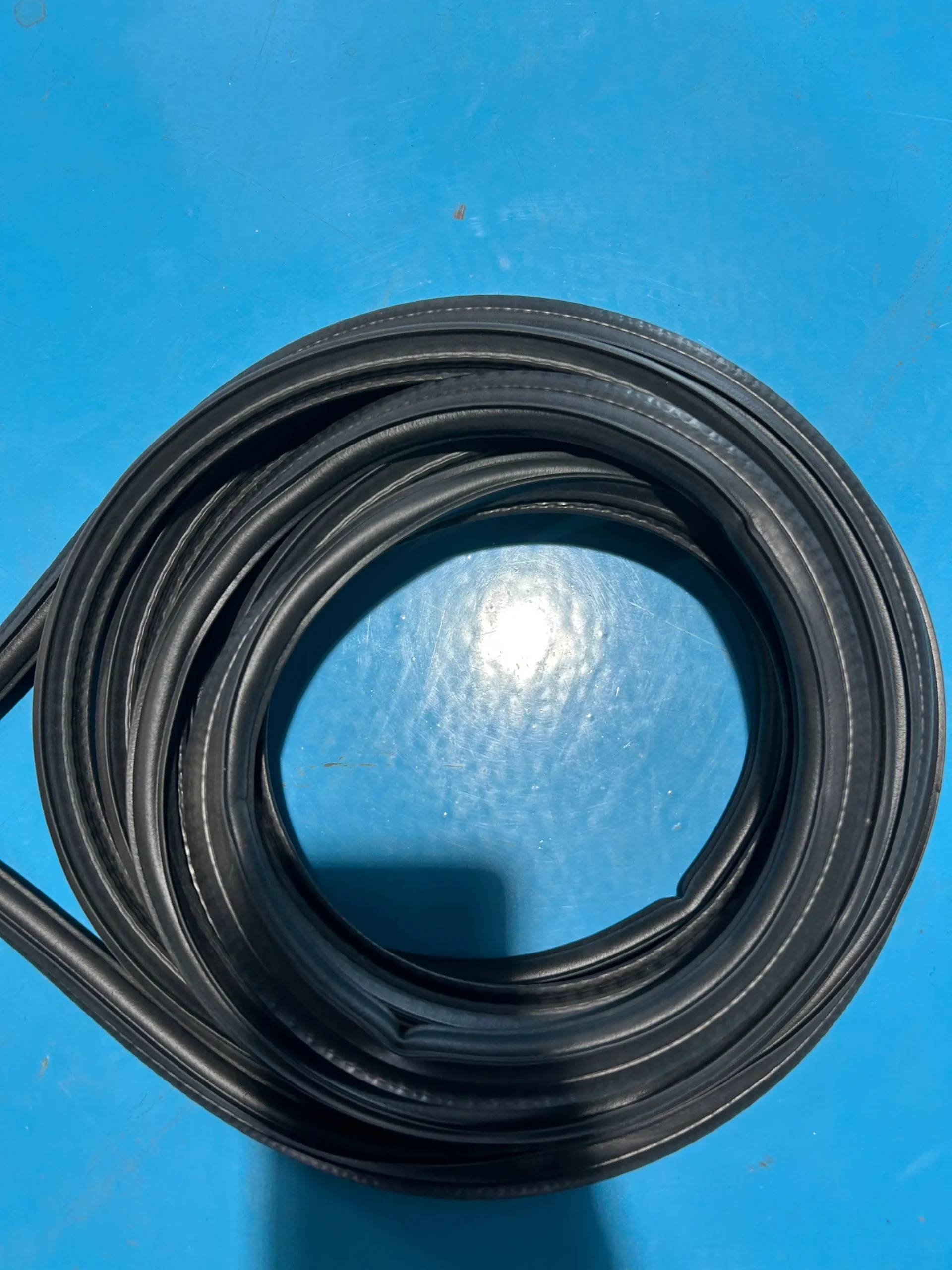 Door Seal Strip High Temperature and Corrosion Resistant Industrial Equipment Sealing Strip(1) AC510MMFT FKM Door Seal Strip High Temperature and Corrosion Resistant Industrial Equipment Sealing Strip